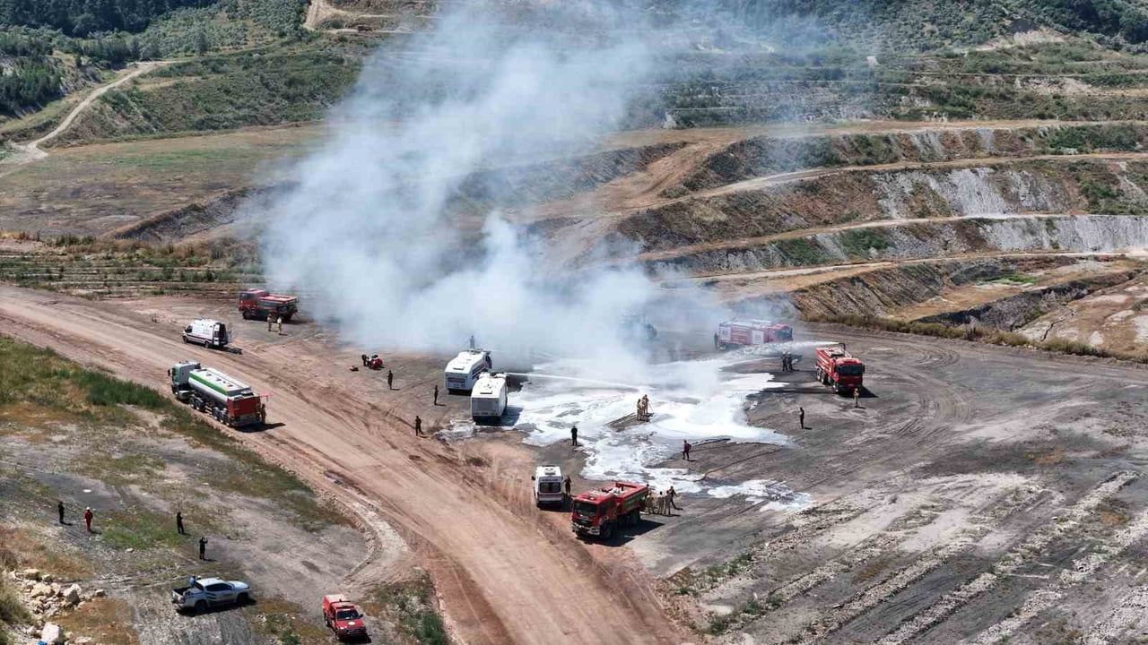 Aydın'da yangın sezonu öncesi orman yangını tatbikatı başarıyla tamamlandı