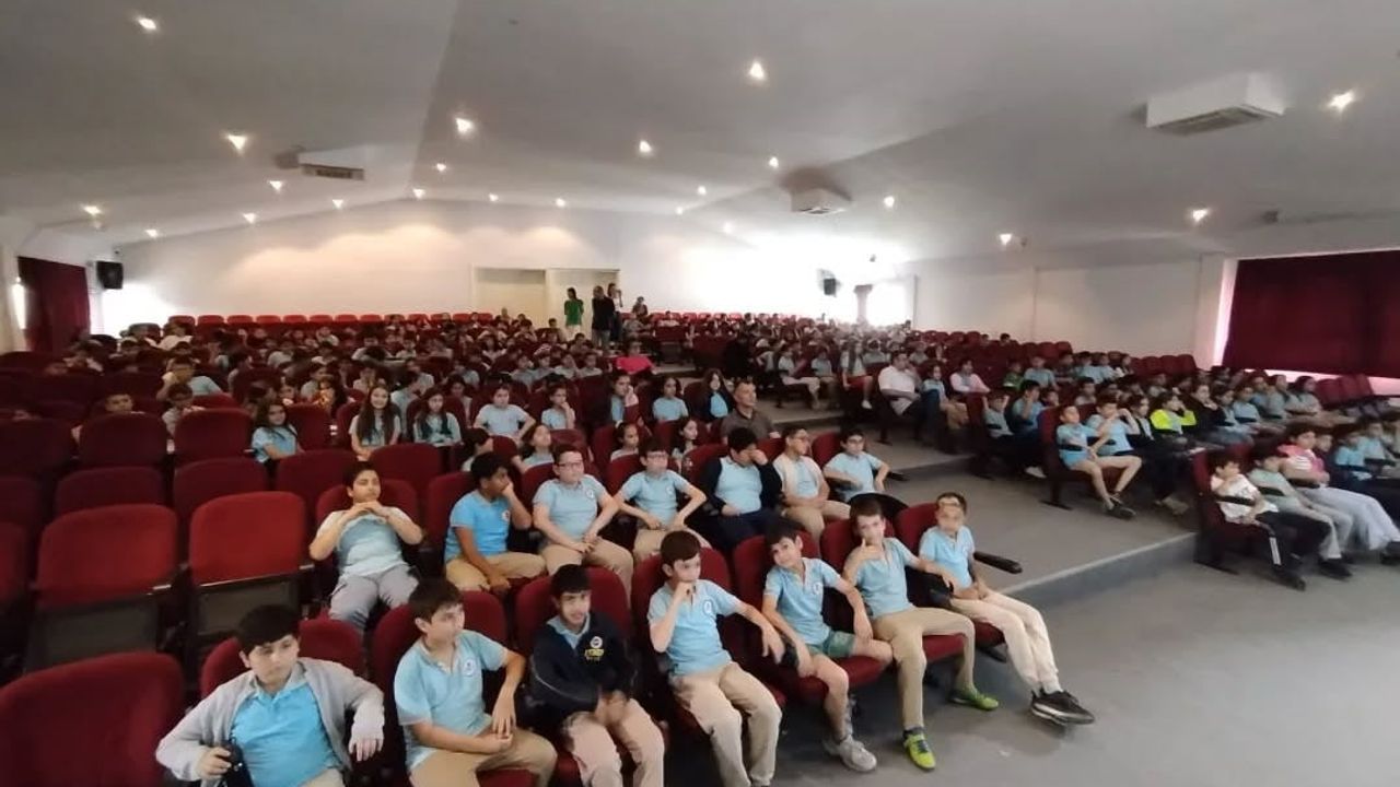 Aydın Efeler'de öğrencilere 'Gıda Okuryazarlığı ve Gıda Hijyeni' eğitimi verildi
