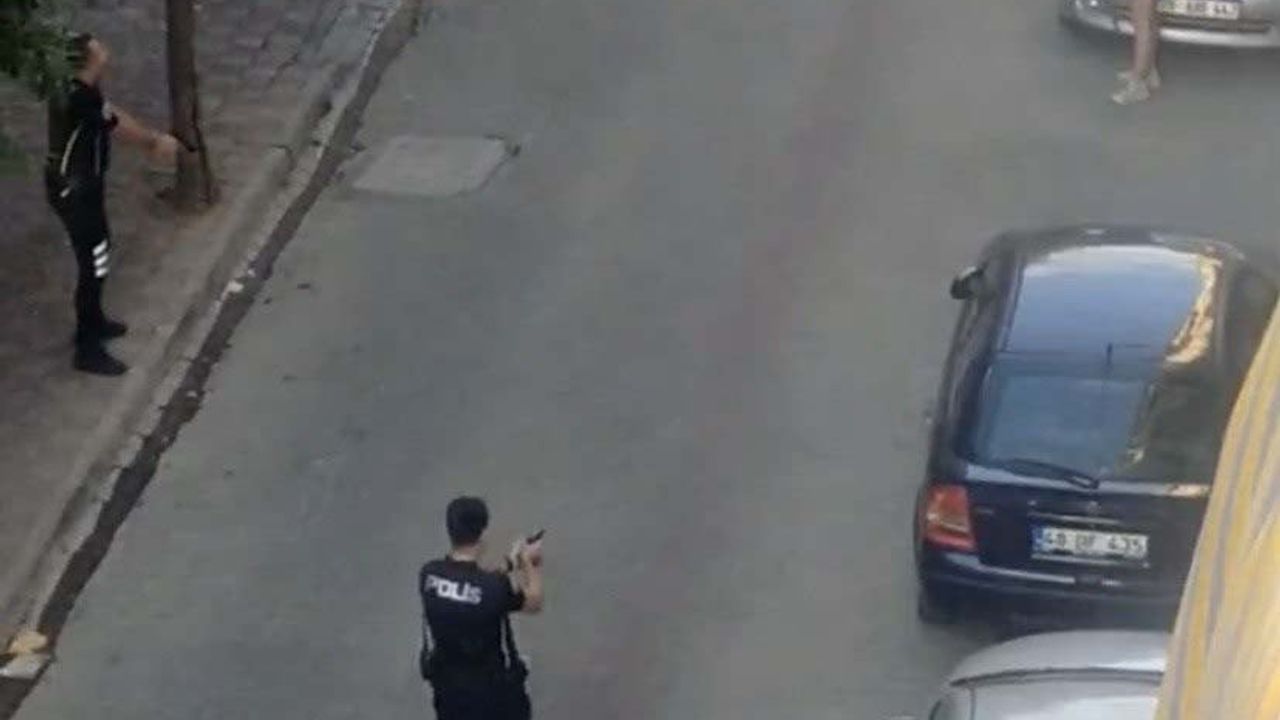 Aydın Efeler'de samuray kılıcıyla sokağa çıkan genç kız polis müdahalesiyle hastaneye kaldırıldı
