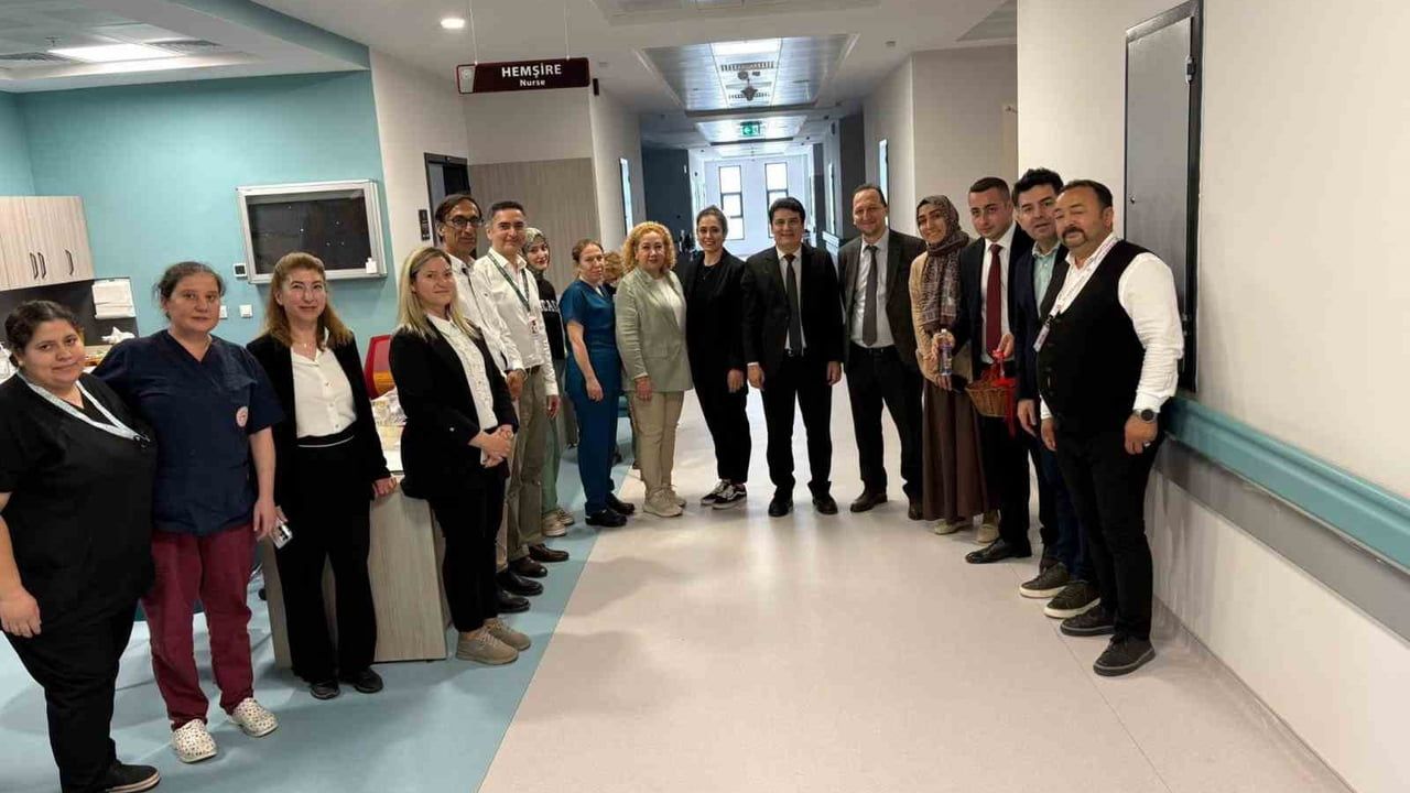 Aydın Şehir Hastanesi’nde sağlık çalışanlarının Kurban Bayramı kutlandı