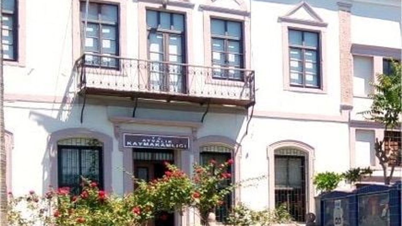 Ayvalık’ta Eski Kaymakamlık Binası Restorasyonu İçin 13,966,000 TL’lik İhale Tamamlandı