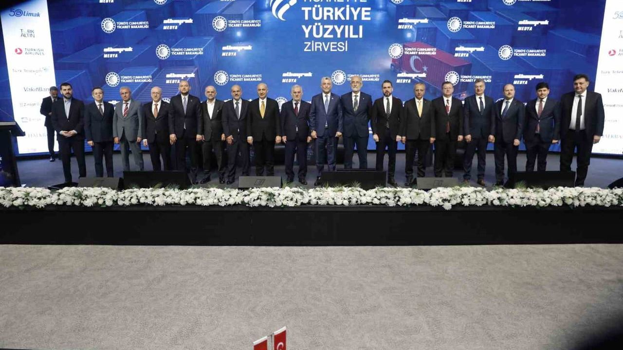 Bakan Bolat: Türkiye İstikrarı ve İhracat Başarılarıyla Bölgesel Rol Model Oluyor