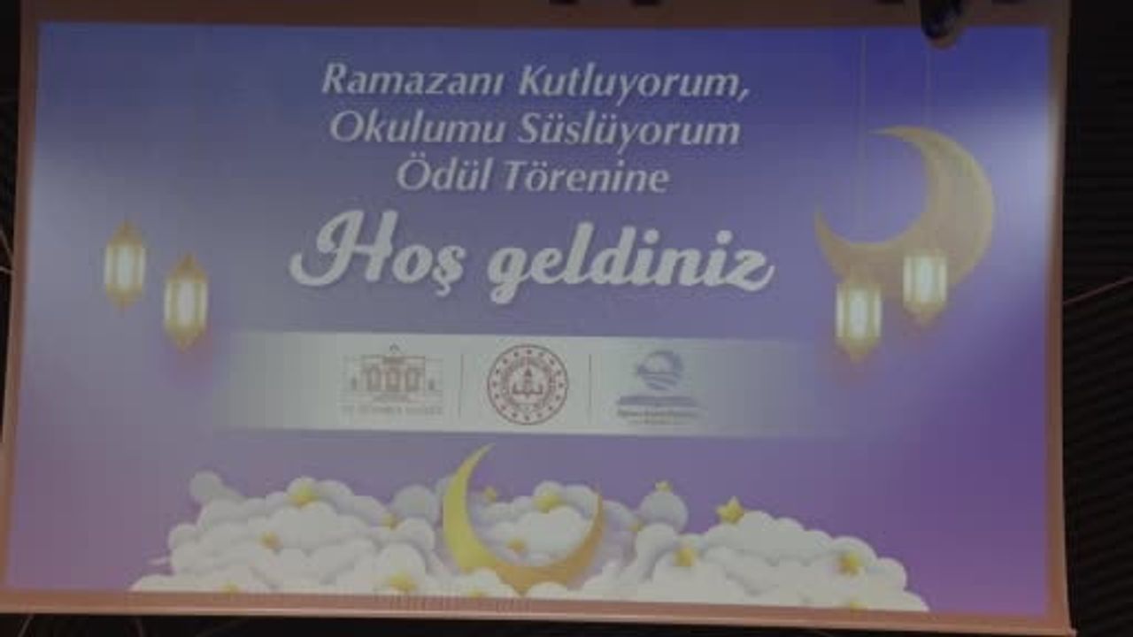 Bakan Tekin: 'Milli şuurumuz, milli bilincimiz her daim zinde olmalı'