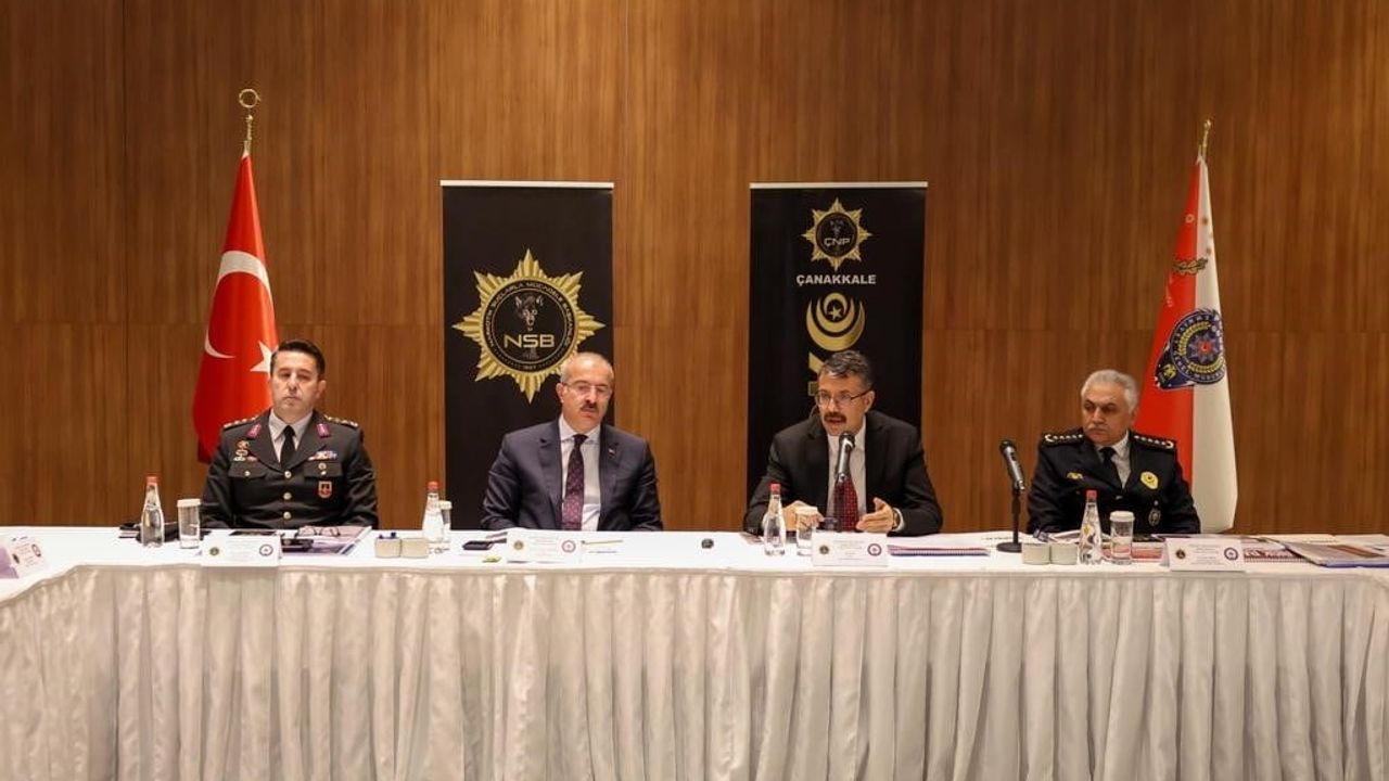Bakan Yardımcısı Ali Çelik Başkanlığında Çanakkale'de Narkotik Suçlarla Mücadele Bölge Değerlendirme Toplantısı
