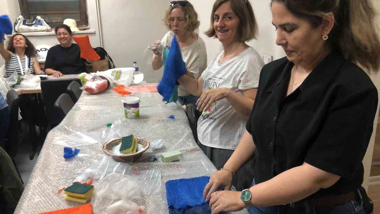 Balıkesir'de öğretmenler keçecilik atölyesinde geleneksel sanatı deneyimledi