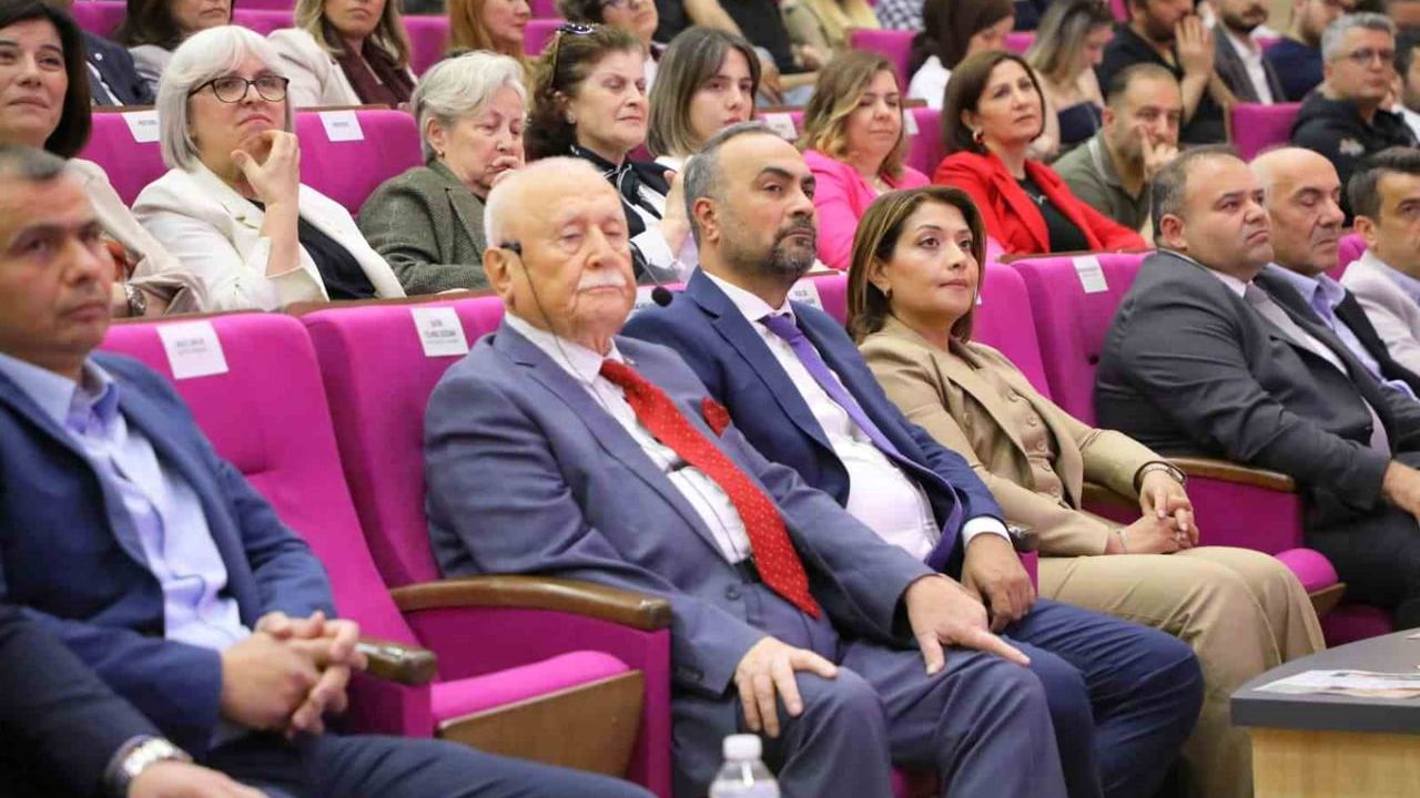 BARÜ Girişimcilik Zirvesi'nde sektör, akademi ve öğrenciler bir araya geldi