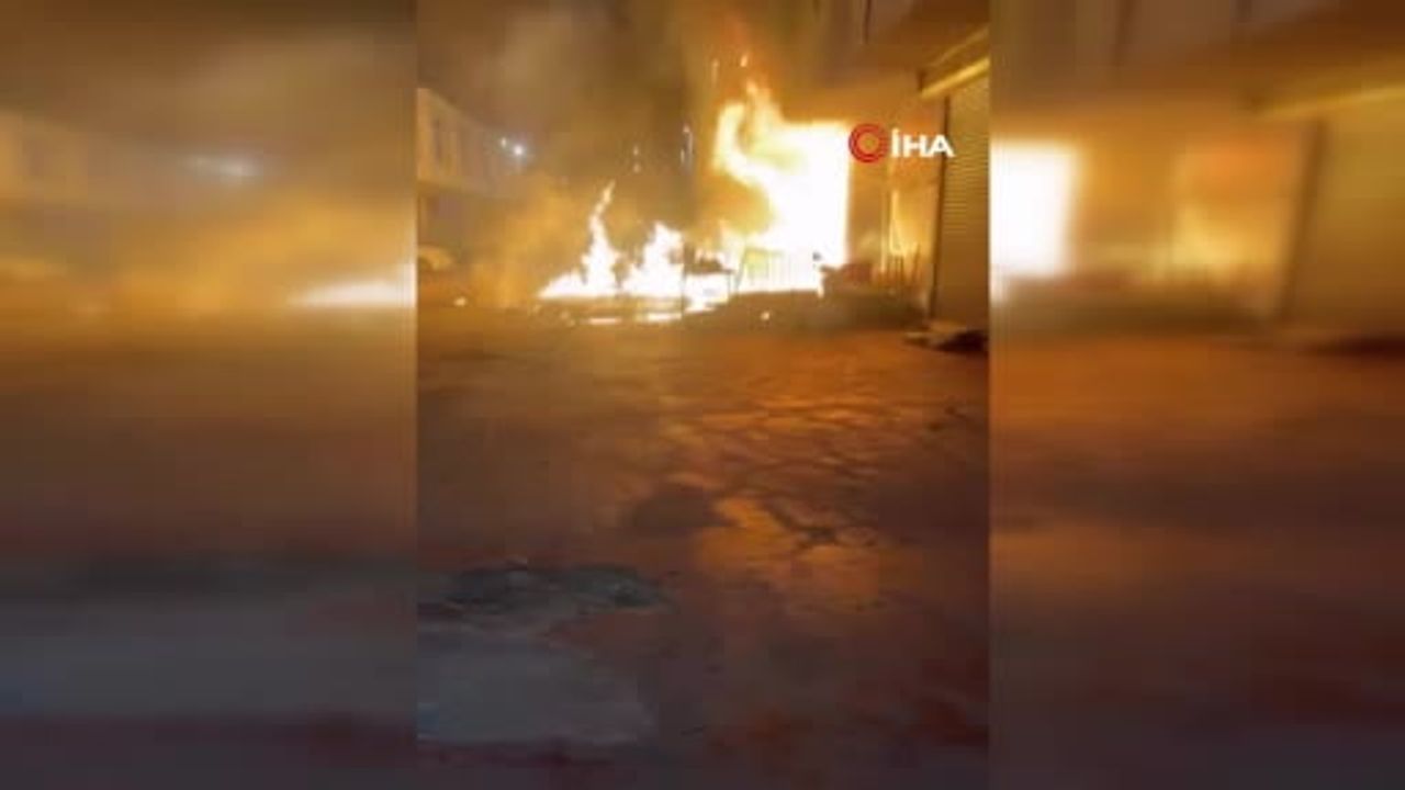 Başakşehir Eskoop Sanayi Sitesi'nde iş yeri yangını