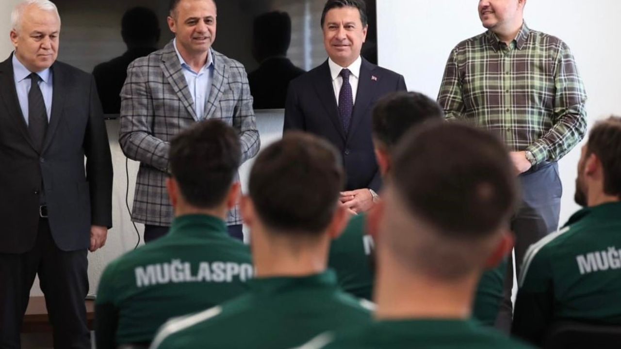 Başkan Ahmet Aras'tan Muğlaspor’a destek çağrısı: 'Muğla’yı bayraklarla donatalım'