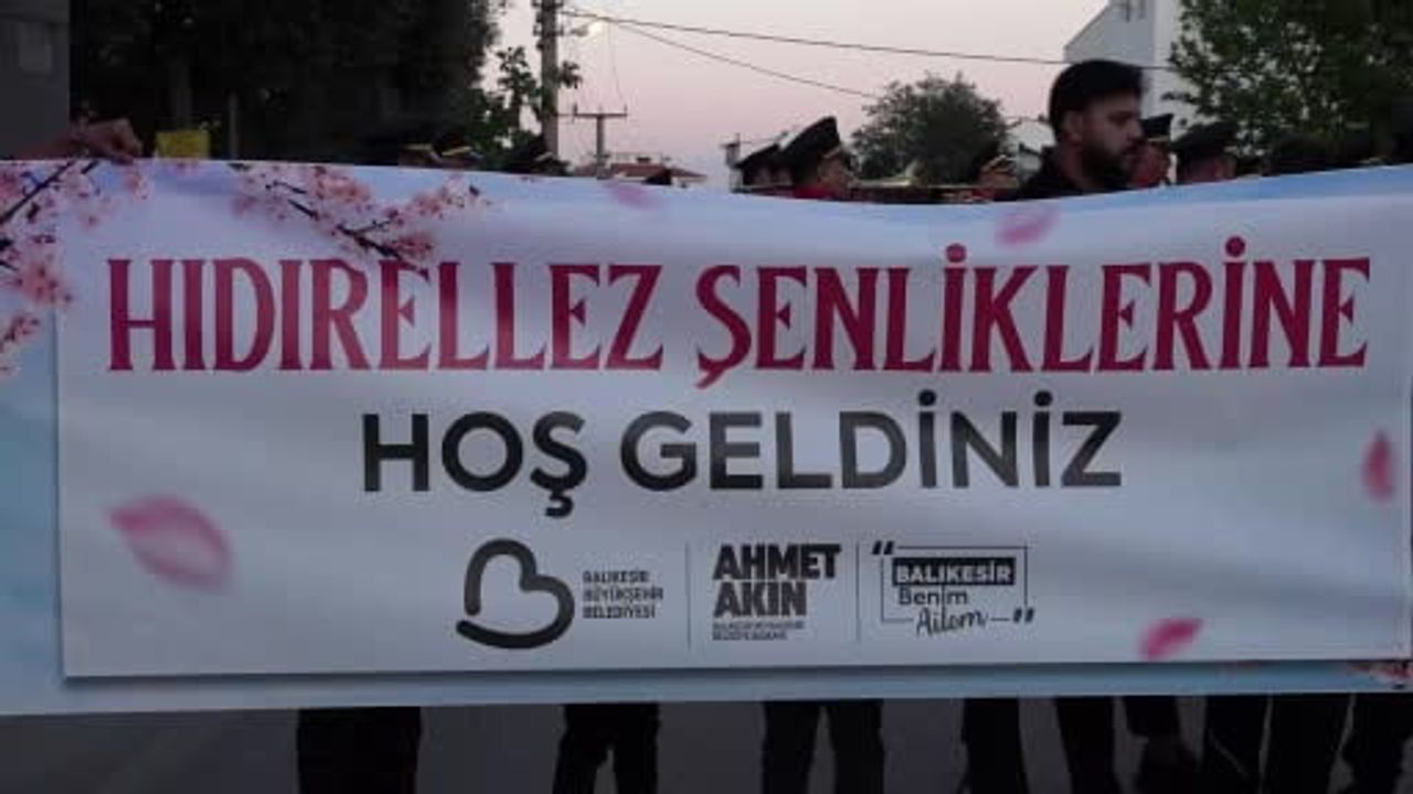 Başkan Akın Balıkesir'de İlk Kez Düzenlenen Hıdırellez Şenliği'nde Hemşehrileriyle Buluştu