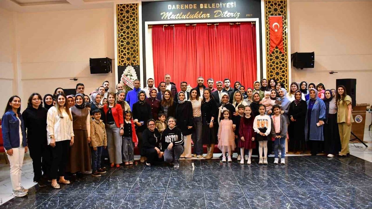 Başkan Alican Bozkurt, Darende Hulusi Efendi Devlet Hastanesi'nin 'Sağlıkçılar Haftası' programına katıldı