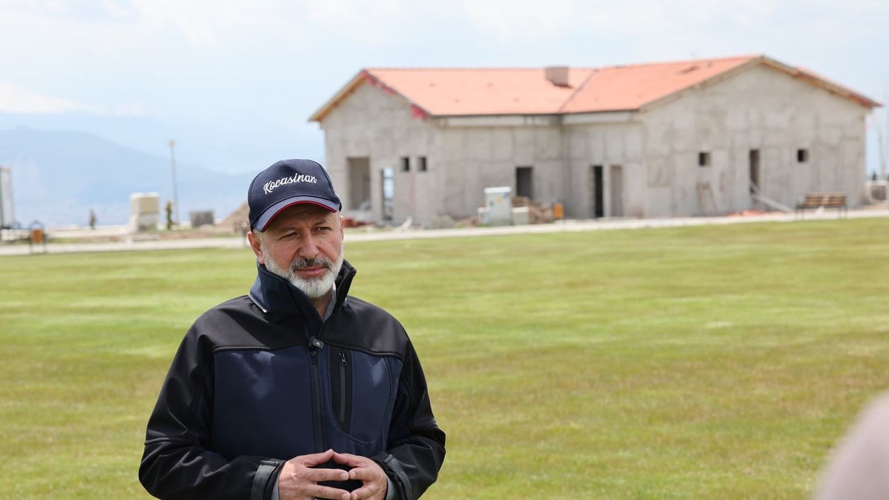 Başkan Çolakbayrakdar: Erkilet Millet Bahçesi, Erciyes manzaralı Kafe Sinan ve yeni seyir terasıyla yazı karşılayacak
