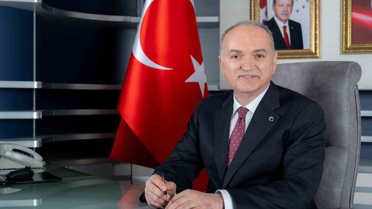 Başkan Dr. Faruk Özlü'den Kurban Bayramı Mesajı: Paylaşma ve Birlik Vurgusu