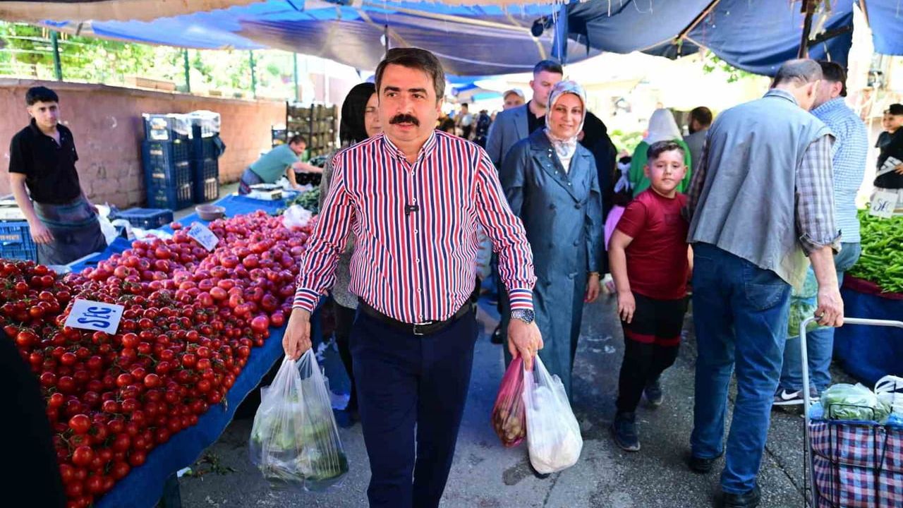 Başkan Oktay Yılmaz, Sinandede Semt Pazarı ve Teyyareci Mehmet Ali Caddesi'ni Ziyaret Etti