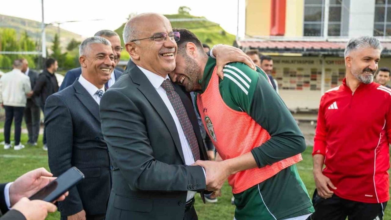 Başkan Sami Er’den Malatya Yeşilyurtspor’a moral ziyareti ve destek mesajı