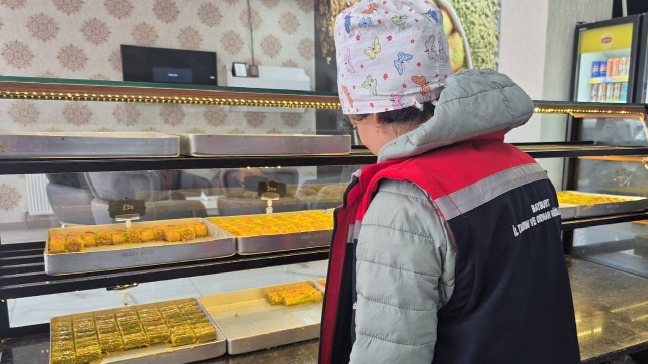 Bayburt'ta Kurban Bayramı öncesi gıda işletmelerinde denetimler artırıldı