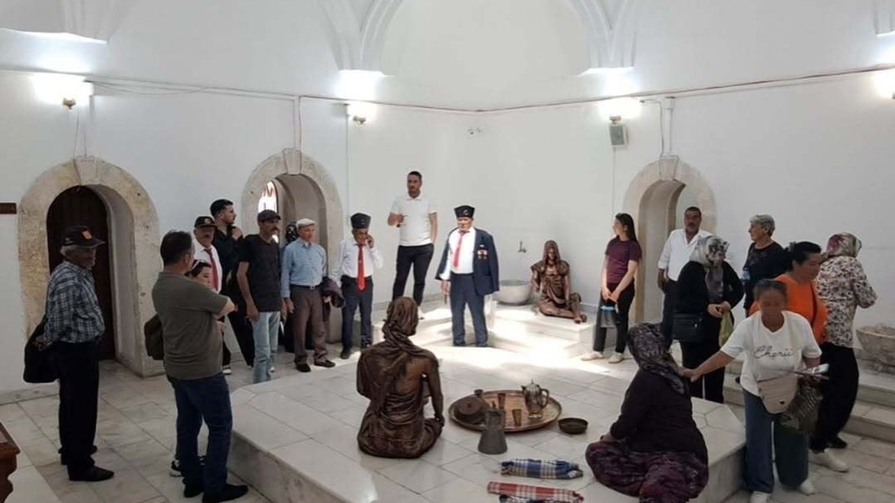 Bayındır Kaymakamlığı'ndan Gaziler ve Ailelerine Afyonkarahisar Kültür Gezisi