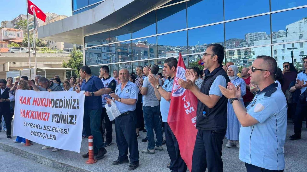 Bayraklı'da TİS krizi: Memurlar hak kesintisine karşı eylemlerini sürdürüyor, Özgür Özel'e seslenecekler