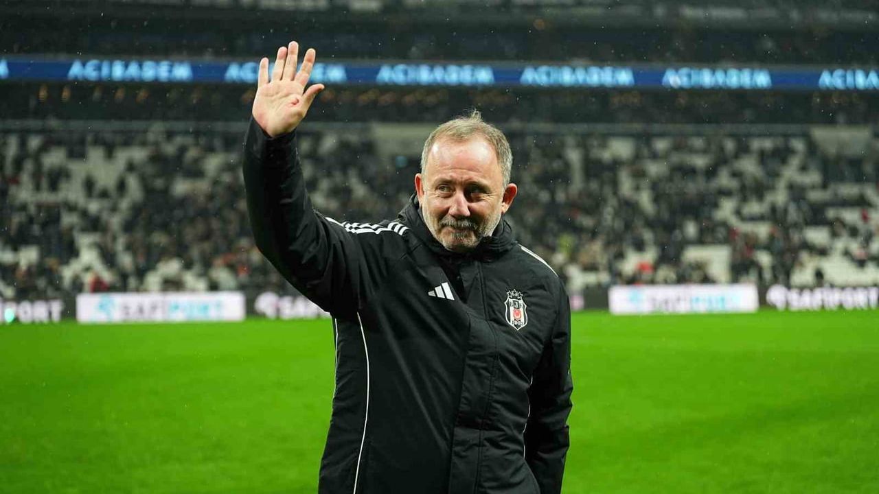 Beşiktaş'ta Sergen Yalçın dönemi sona erdi: İkinci periyotta 39 maç