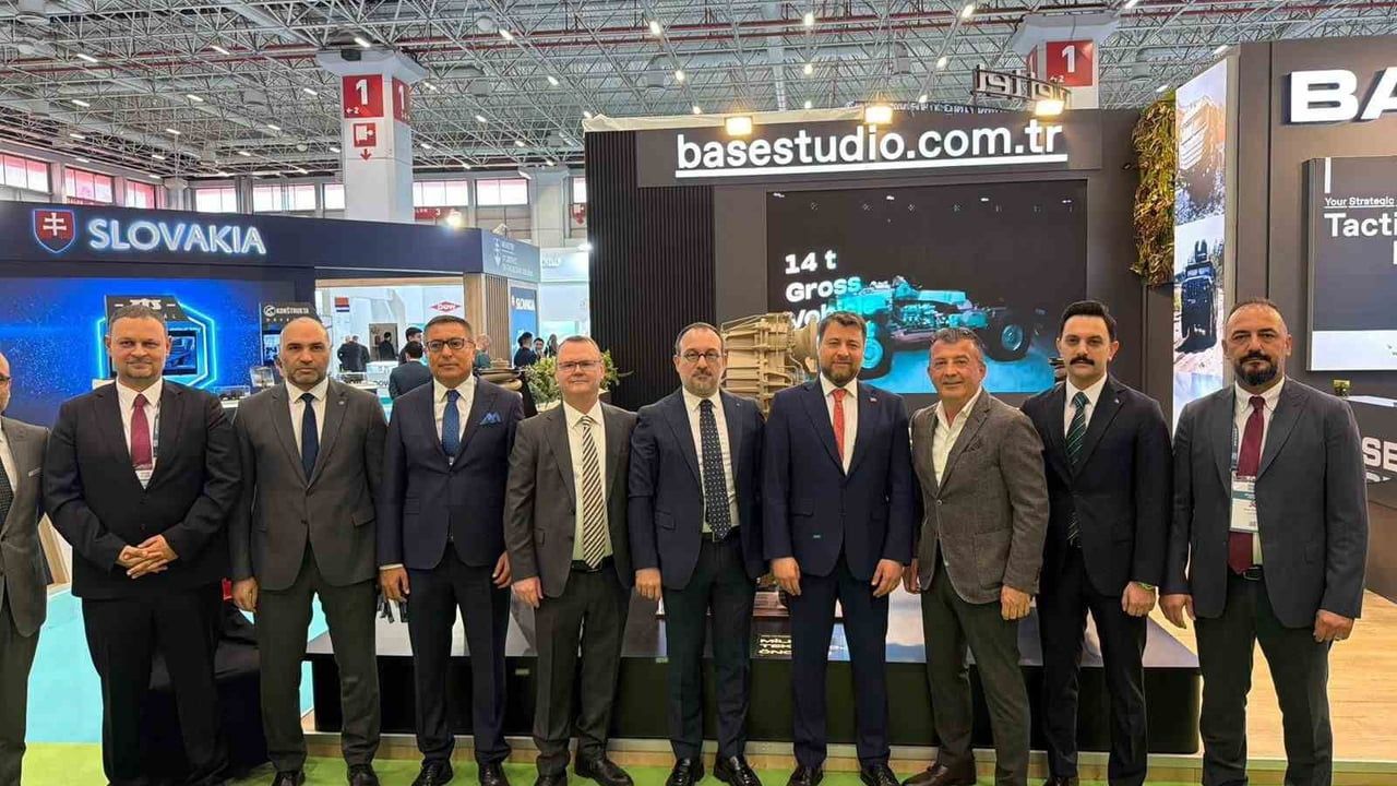 BEST Grup ve Base Studio, SAHA EXPO'da savunma sanayi iş birliği anlaşması imzaladı