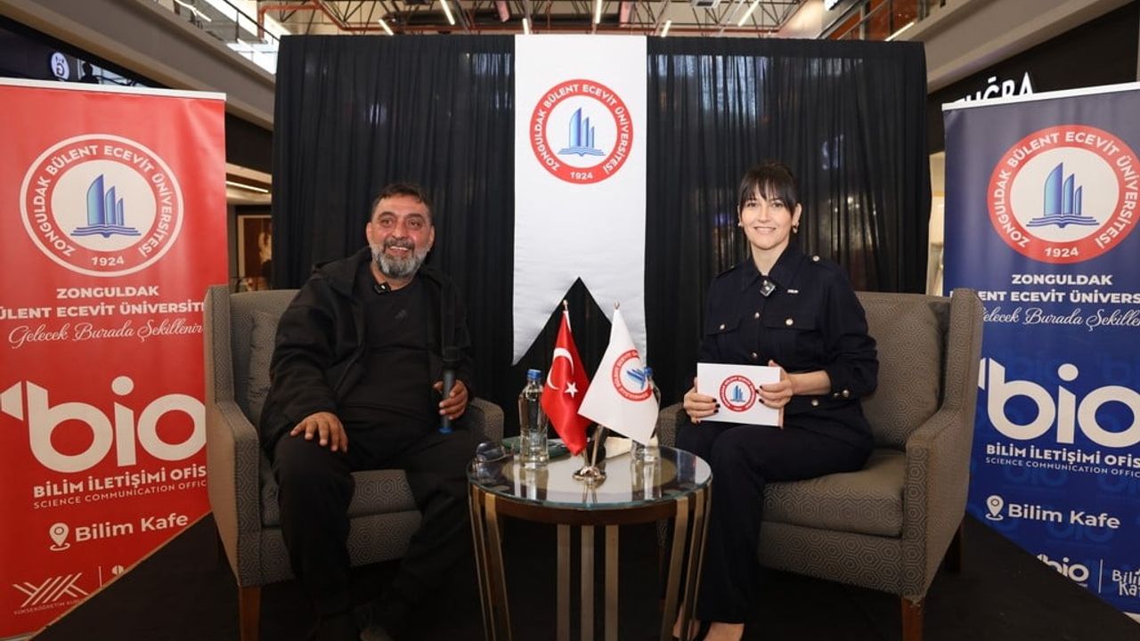 BEUN Bilim Kafe'de Ahmet Yenilmez ile 'Sanat, Toplum ve Sahne' söyleşisi
