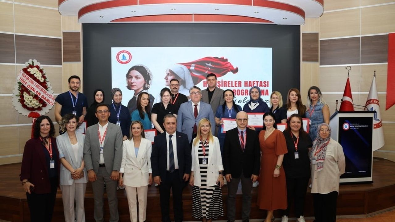 BEUN Hastanesinde Hemşirelik Haftası'nda 20 Yıl Hizmet Veren Hemşirelere Vefa Töreni