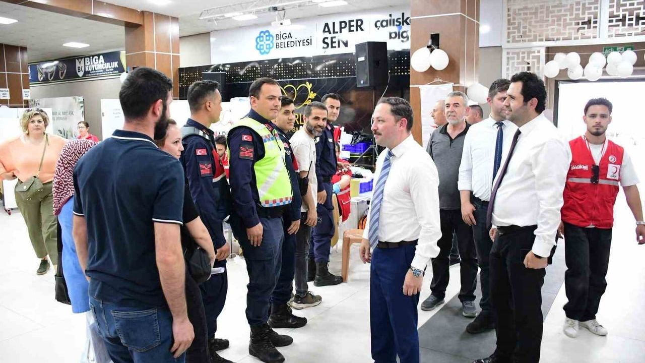 Biga'da 'Bugün Okulumda Kan-panya Var' ile kan bağışı toplandı