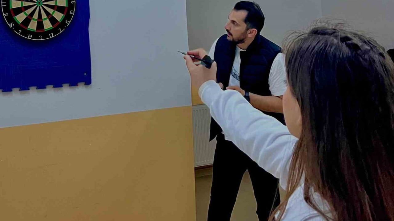 Bilecik Pazaryeri'nde Liseler Arası Dart Turnuvası tamamlandı