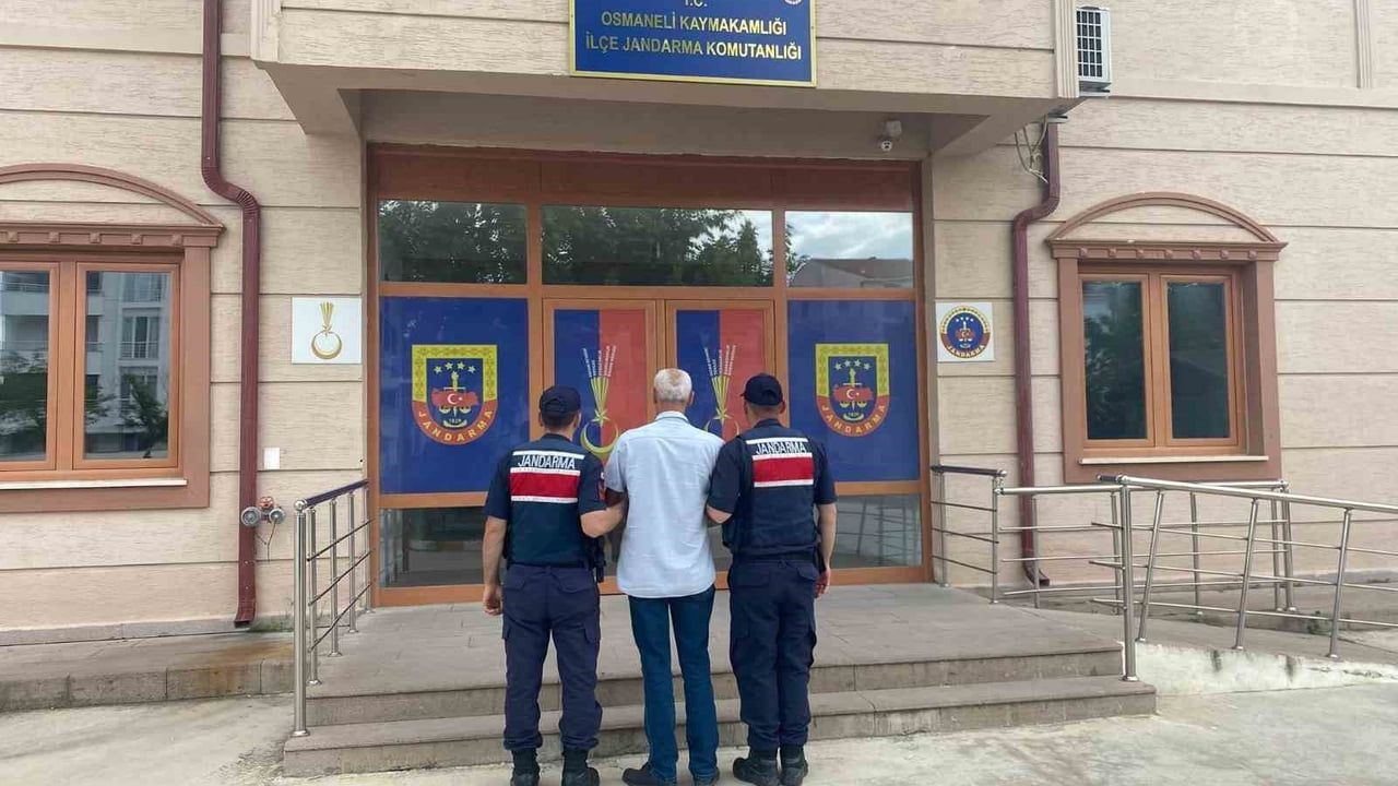 Bilecik’te 8 yıl 4 ay kesinleşmiş hapis cezası bulunan şahıs Osmaneli’de yakalandı