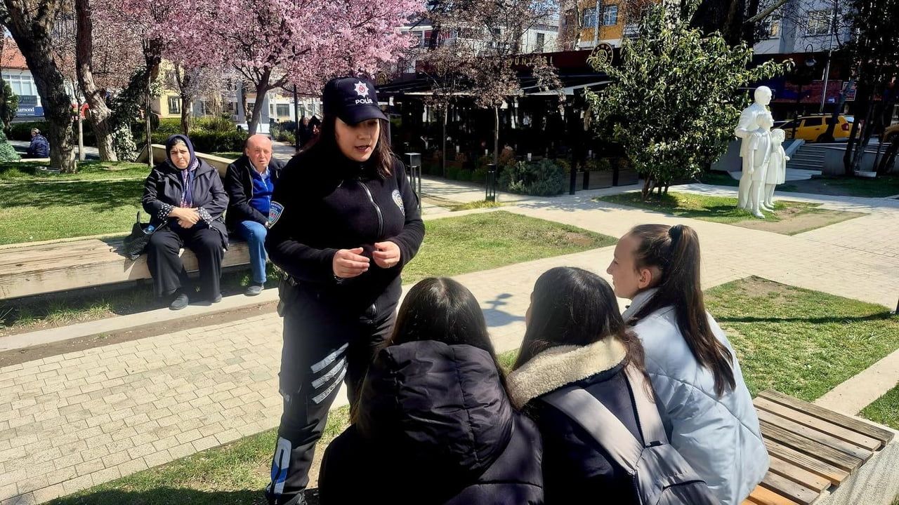 Bilecik’te Emniyet Müdürlüğü’nden dolandırıcılık ve güvenlik bilgilendirmesi