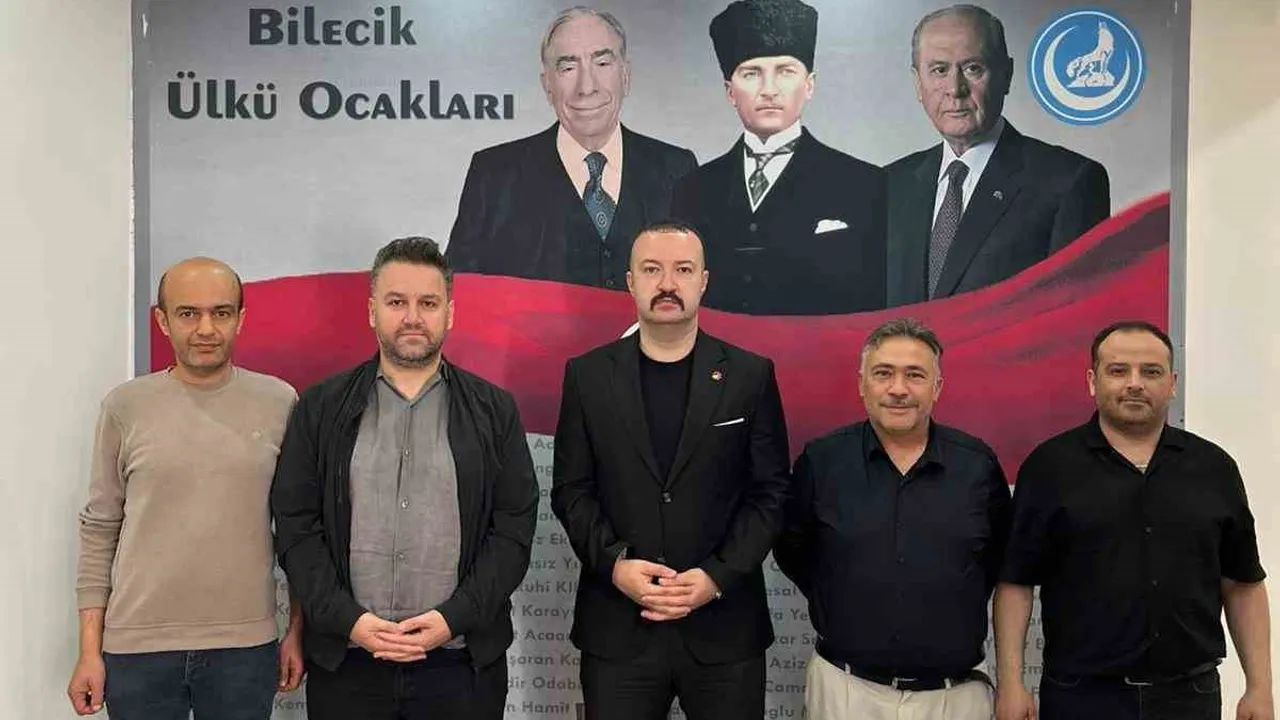 Bilecik'te Esnaf Odası Başkanları Ülkü Ocakları ile Görüştü