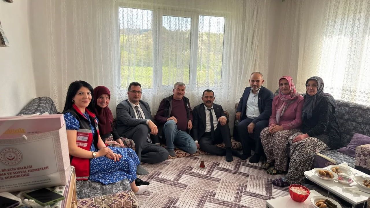 Bilecik'te Şehit Sedat Çakır'ın Annesine Seneyi Devriyesi Ziyareti