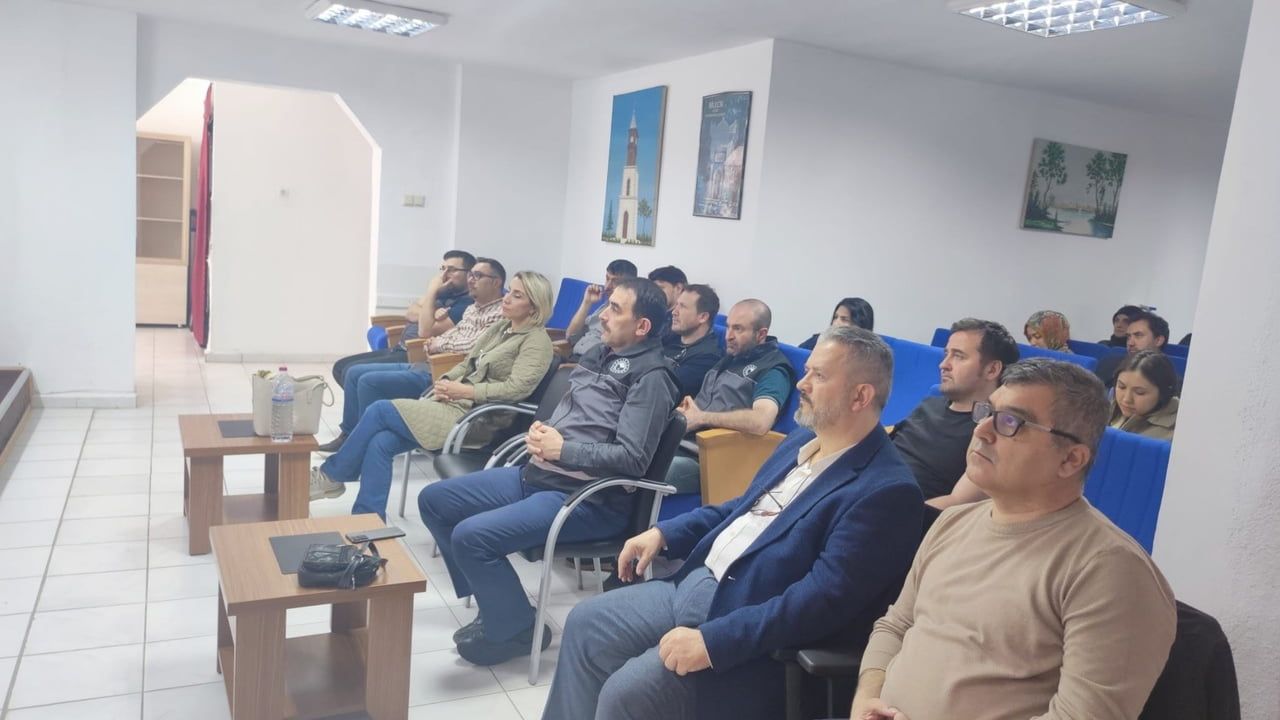 Bilecik'te veteriner hekimlere 'Hastalık Yönetimi ve Numune Gönderimi' eğitimi