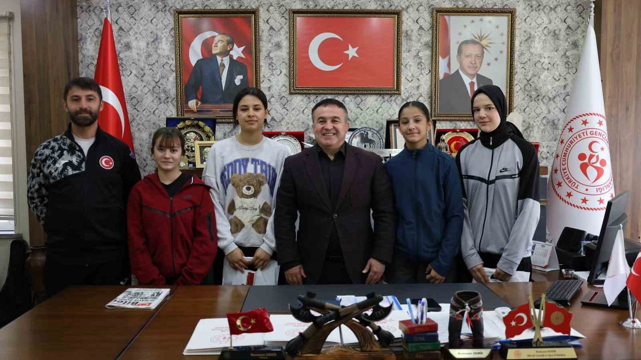 Bilecikli genç boksörler Gençler B Türkiye Şampiyonası’nda derece aldı