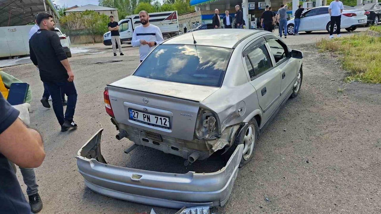 Bingöl'de üç ayrı trafik kazasında 6 kişi yaralandı