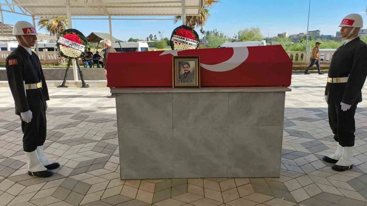 Birecik'te 95 yaşındaki Kore Gazisi Hüseyin Karakurt vefat etti