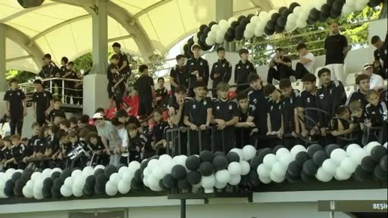 BJK Futbol Akademisi Sancaktepe Belediyesi 15 Temmuz Tesisleri törenle açıldı