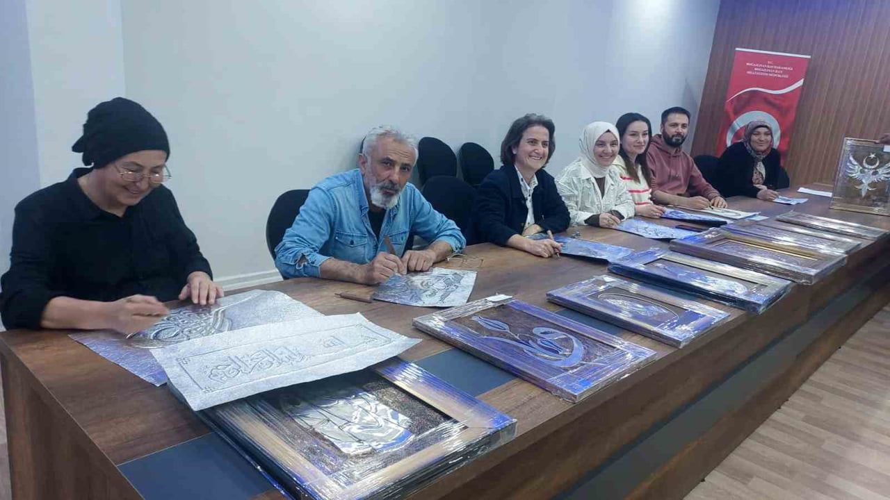 Boğazlıyan Öğretmenevi'nde rölyef atölyesi sergiye hazırlanıyor