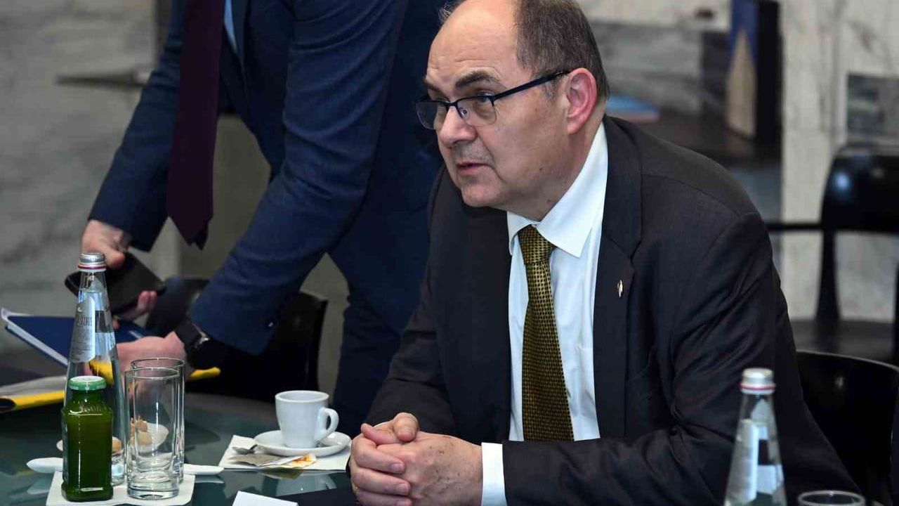Bosna Hersek Yüksek Temsilcisi Christian Schmidt istifa kararı aldı