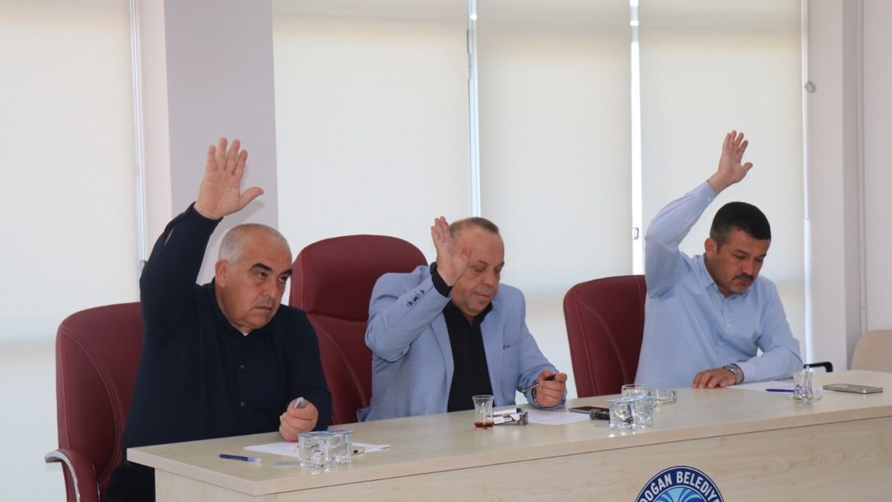 Bozdoğan Belediyesi Mayıs Meclis Toplantısı: Yazıkent İmar Değişikliği ve Kırsal Mahalle Talepleri Karara Bağlandı