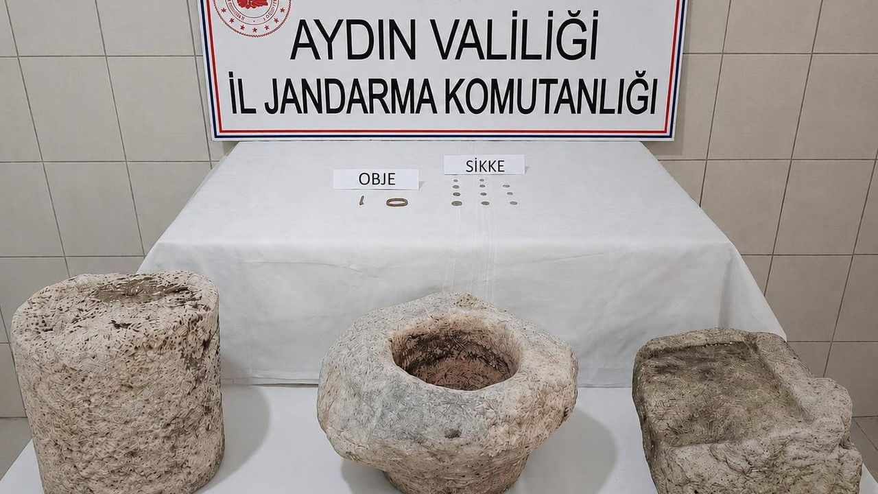 Bozdoğan’da tarihi eser operasyonunda Roma dönemi objeleri ele geçirildi