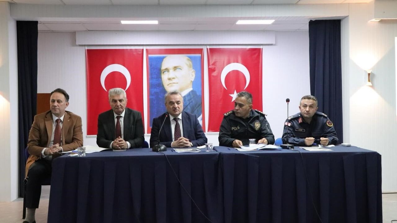 Bozüyük'te okul güvenliği toplantısı: kurumlar arası koordinasyon gündemde