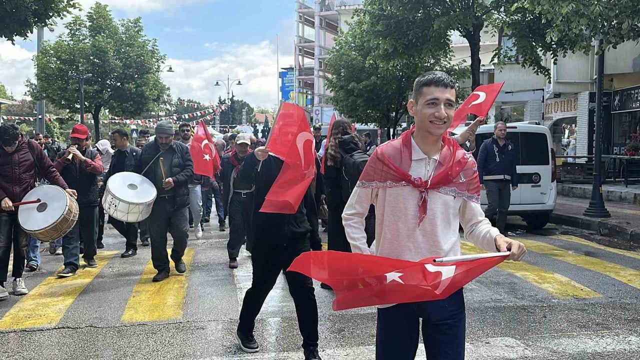Burdur'da 16 Engelli Genç Temsili Askerlik Töreniyle Uğurlandı