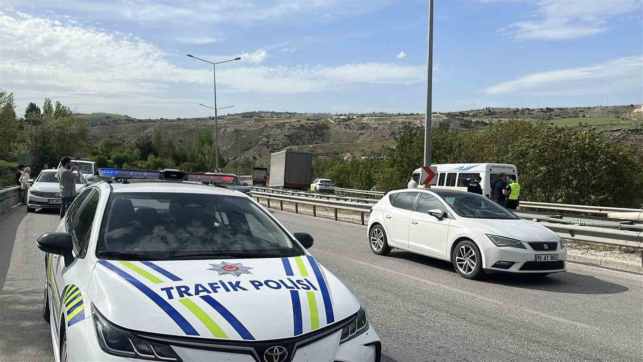 Burdur'da motosiklet kazası: sürücü yaralandı