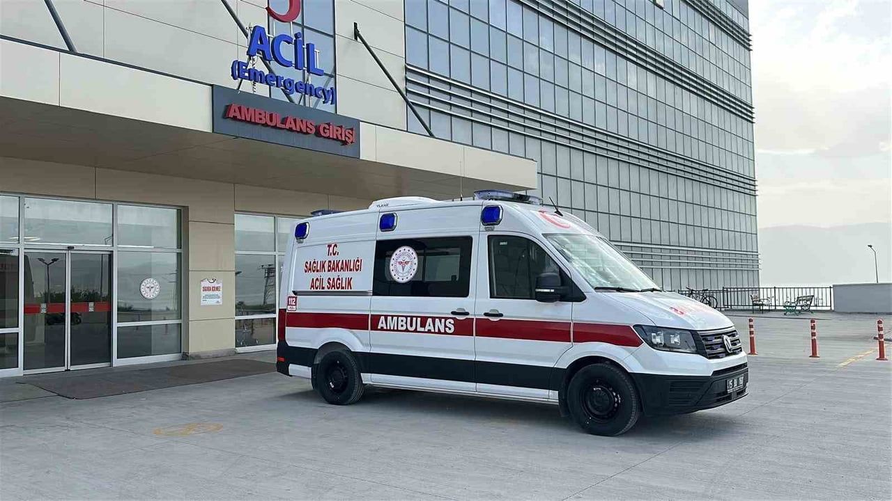 Burdur'da tartışma sonrası eski eşini tabancayla yaralayan şüpheli aranıyor