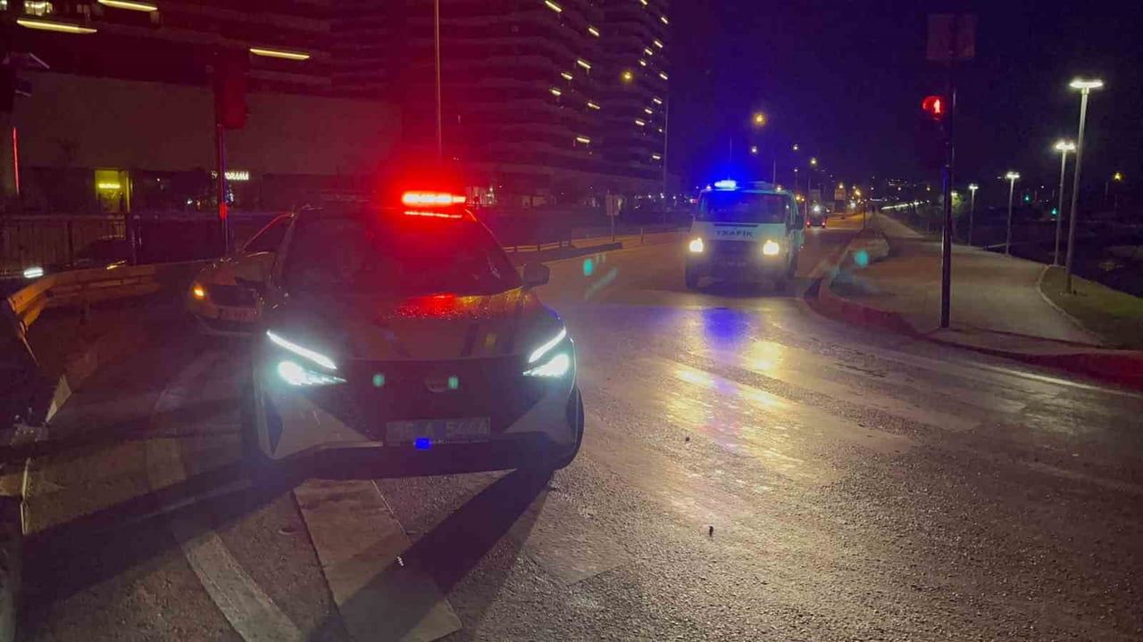 Bursa'da otomobil dereye uçtu; sürücü kaza sonrası kayıplara karıştı