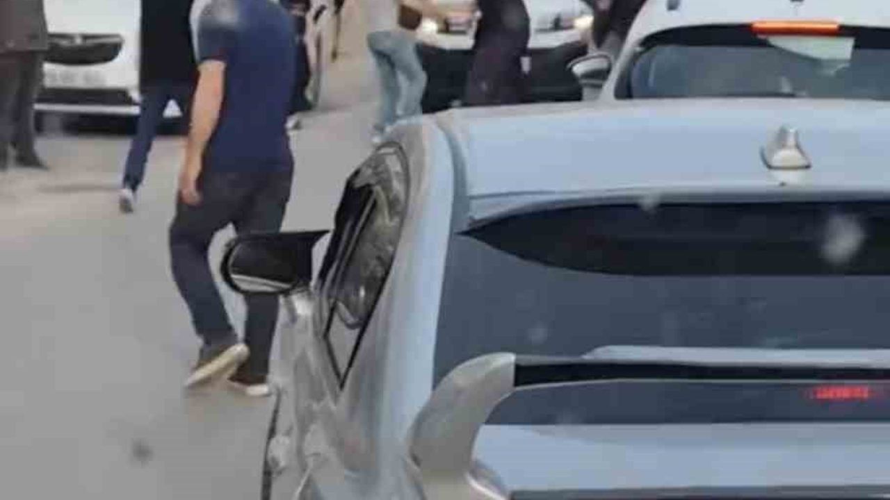 Bursa’da trafikte çıkan tartışma döner bıçaklı kavgaya dönüştü