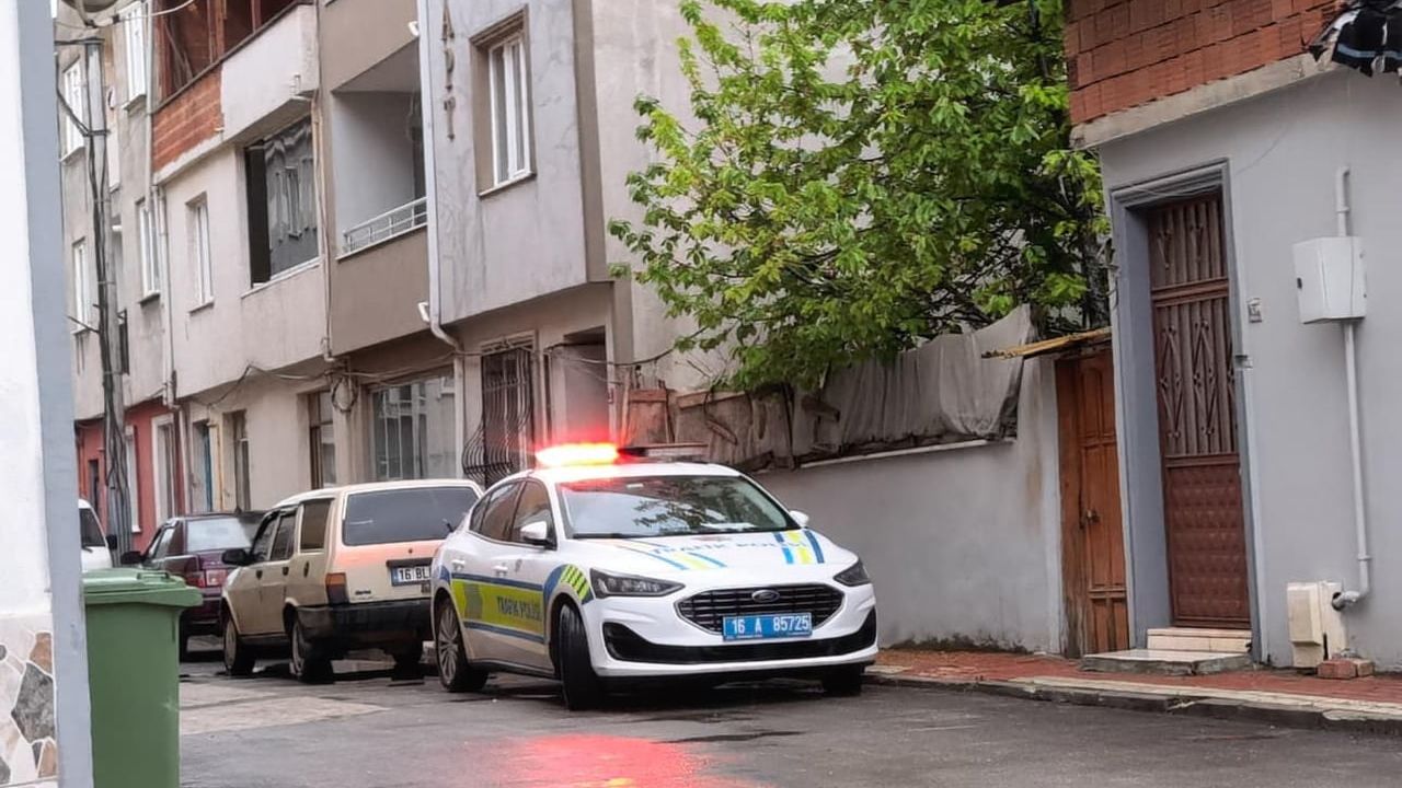 Bursa İnegöl'de balkondan düşen kadın ağır yaralandı