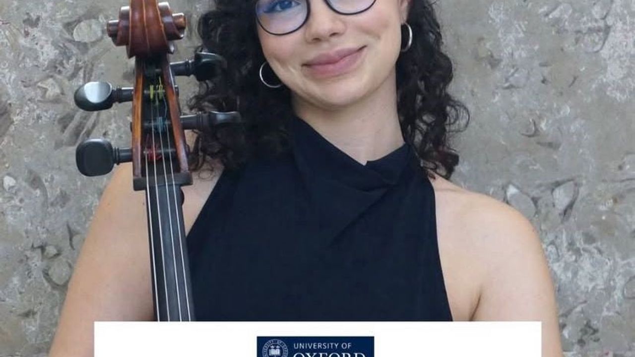 BUÜ'lü müzikolog Olcay Varlı, Oxford Keble College 'MSt in Music' programına kabul edilen ilk Türk oldu