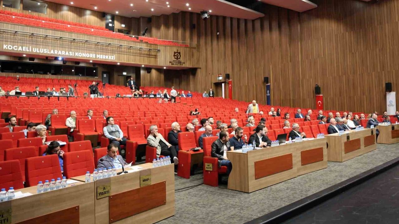 Büyükakın'dan İzmir'e: "Sabır diliyorum"