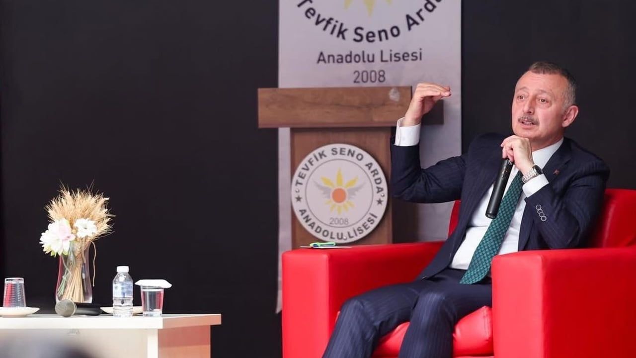 Büyükakın'dan liselere kariyer tavsiyeleri: Yenilikçilik ve yaşam boyu öğrenme